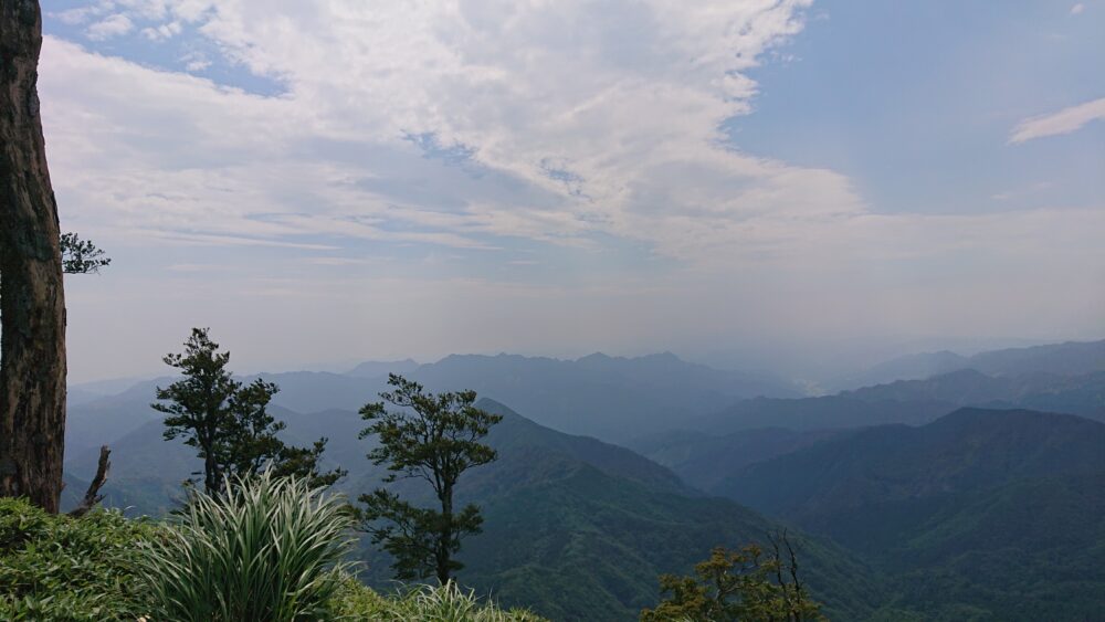 山頂からの風景